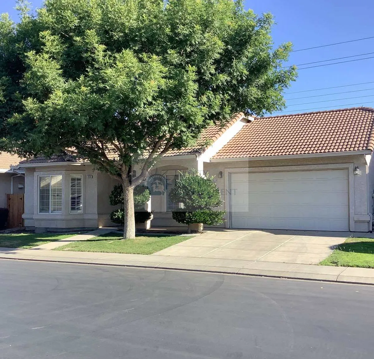 3 bed, 1512 sqft, $2,395 — Photo 1