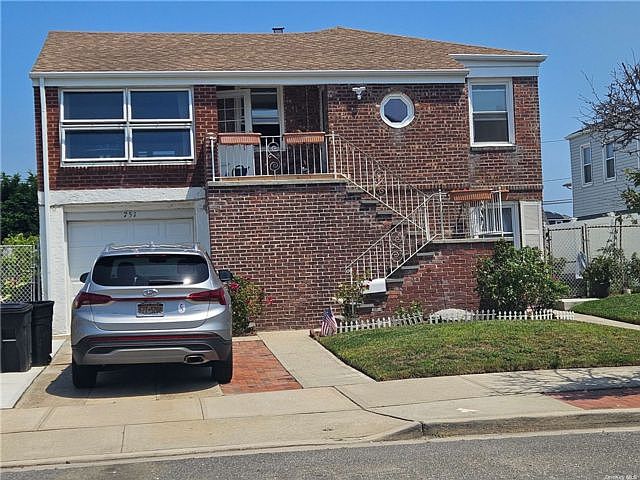 1st image of 751 W Penn St