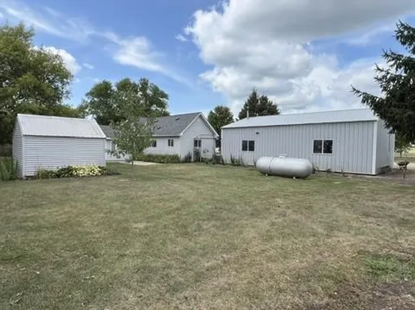 1010 Portland St, Villard, MN 56385