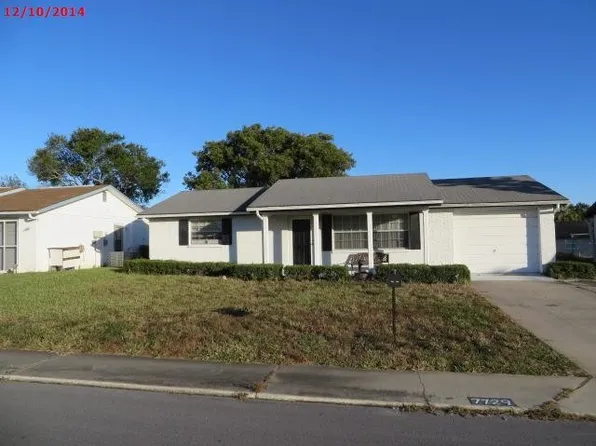 7729 Salt Ln, Port Richey, FL 34668