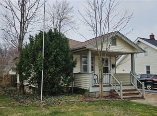 20607 Stanford Ave, Fairview Park, OH