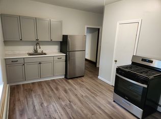 147 Conway St #1S, Greenfield, MA 01301