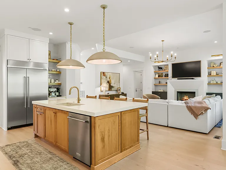 2032 Vail Trce — Photo 8