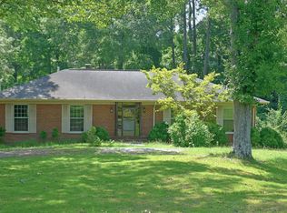 1630 Cherokee Rd, Alexander City, AL 35010