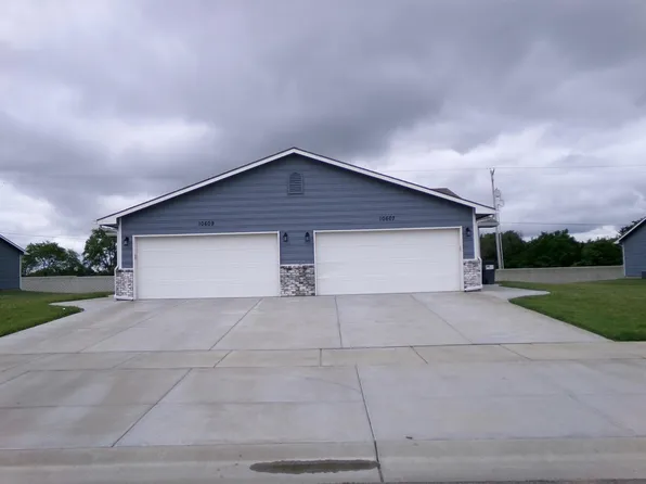 10408-10410 E Conifer St, Wichita, KS 67207