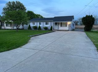 7866 Swan Creek Rd, Newport, MI 48166