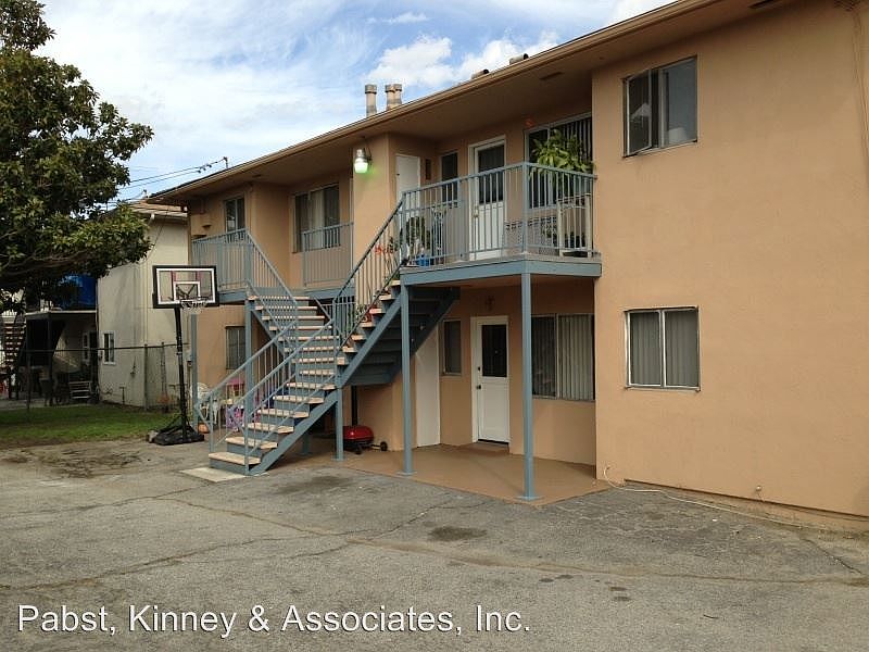 2nd image of 14031 Woodruff Ave APT B
