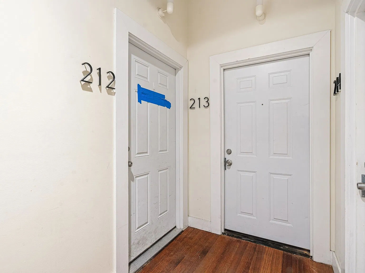 3421 Richmond St — Photo 1