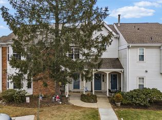 324 Tulip Ln, Freehold, NJ 07728