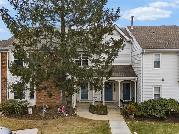 324 Tulip Lane, Freehold, NJ 07728