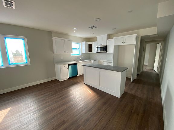 5th image of 515 S Mathews St #515