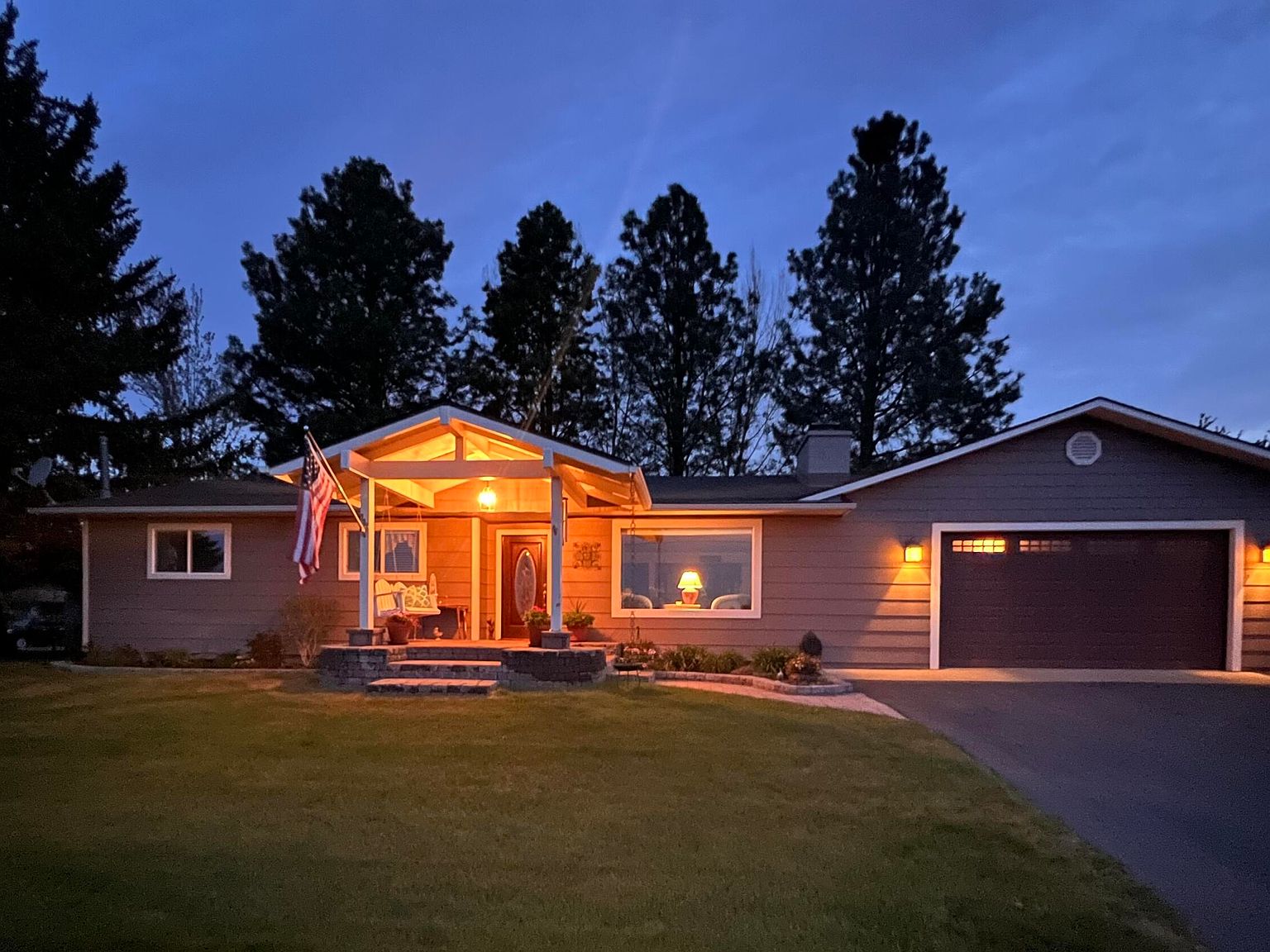 705 E Chestnut St, Bellevue, ID 83313 MLS 23330895 Zillow