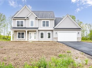 5995 Southbrook Dr, Ontario, NY