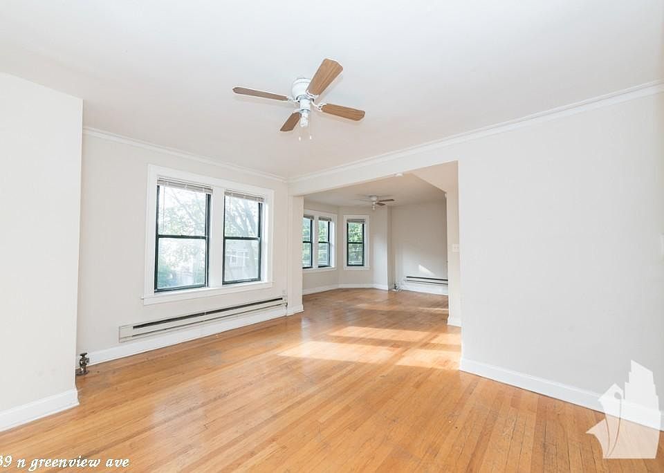 1st image of 3839 N Greenview Ave #312