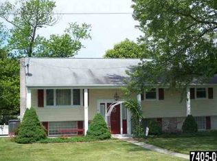 62 York Rd, Jacobus, PA 17407