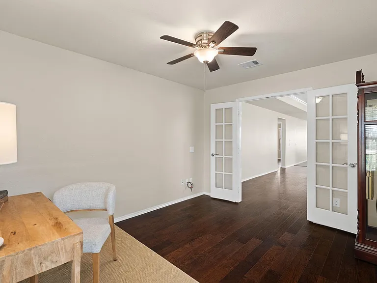2811 Cone Flower Dr — Photo 11