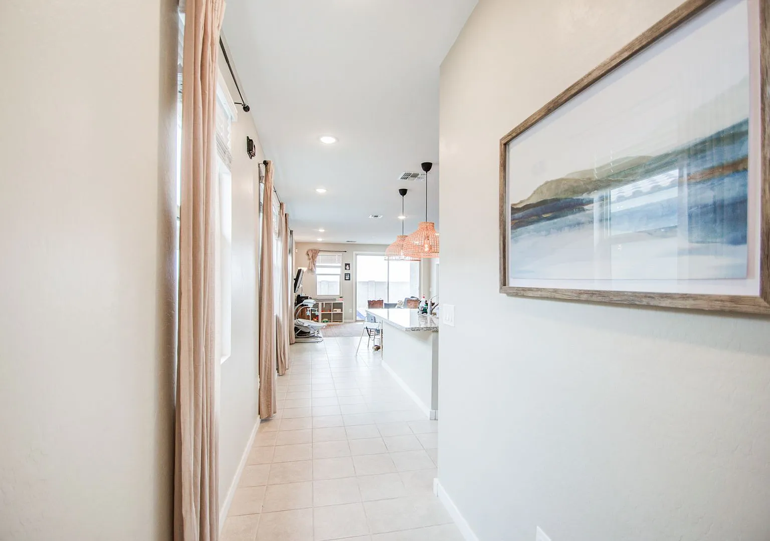 Lovely Single Family 4 bedroom for rent! — Photo 4
