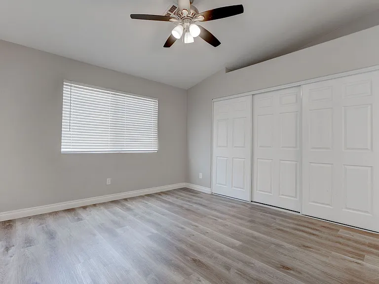 1613 Cathedral Peak Ct — Photo 26
