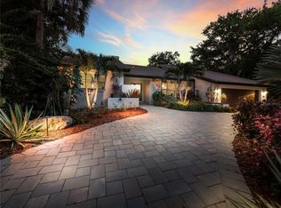 5231 Siesta Cove Dr, Sarasota, FL 34242