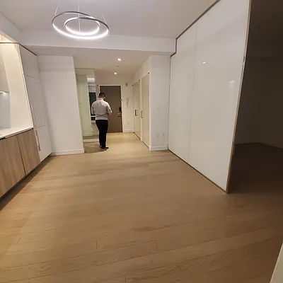 Rented by Voro New York | media 28
