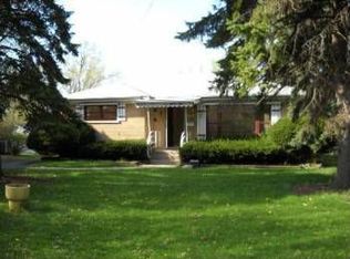 2558 Central Rd, Glenview, IL 60025