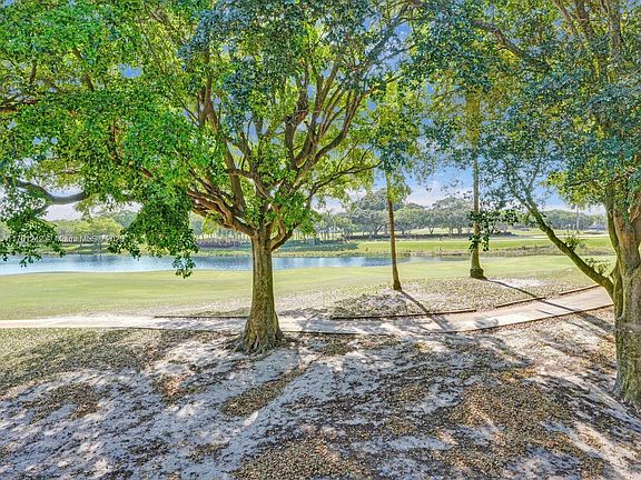 3rd image of 2769 Center Court Dr #3-21