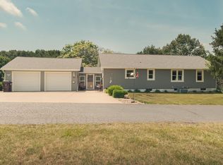 466 Grebner Rd, Metamora, IL 61548