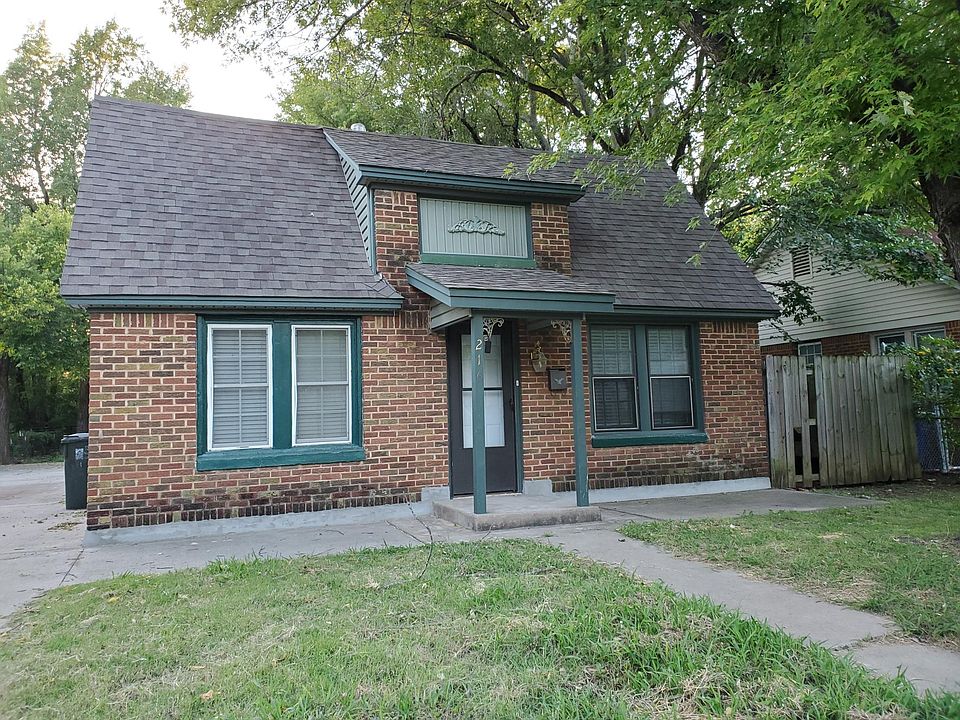 1st image of 216 S Lahoma Ave