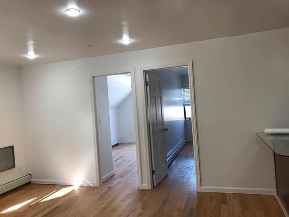 3rd image of 152-31 Roosevelt Ave #2