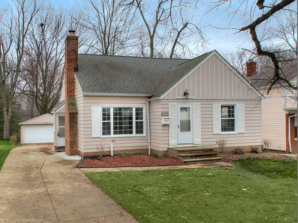 1st image of 1755 Beaconwood Ave