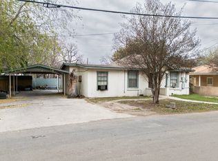 101 W Nicholson St, Del Rio, TX 78840