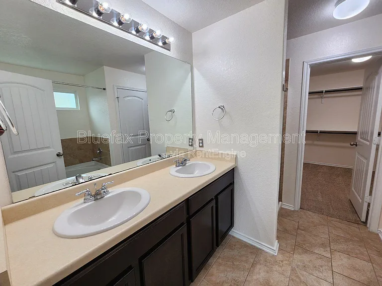11723 Verdis Valley — Photo 20