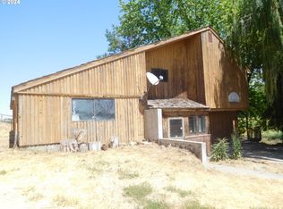 54027 Summers Ln, Milton Freewater, OR 97862