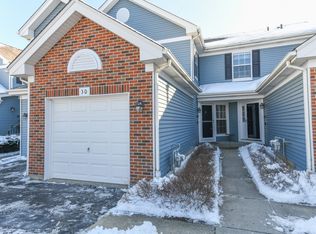 30 Arbordale Ct #30, Algonquin, IL 60102