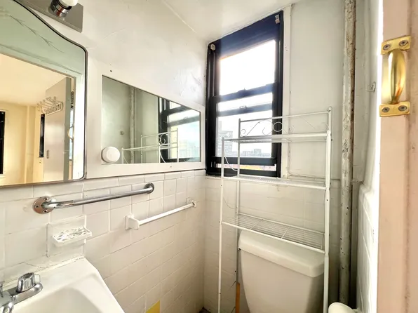 98-22 63rd Drive image 9 of 10