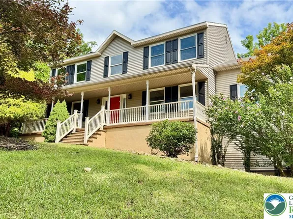 18 Joan St, Easton, PA 18042