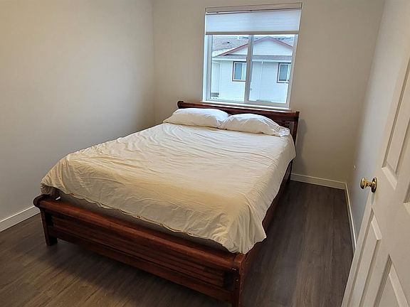 5th image of 717 Aspen Rd #84
