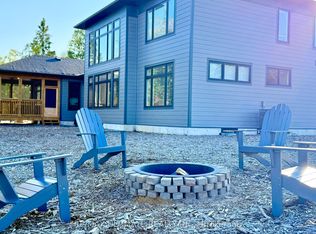 1166 Echo Hills Rd, Huntsville, ON P1H 0K1