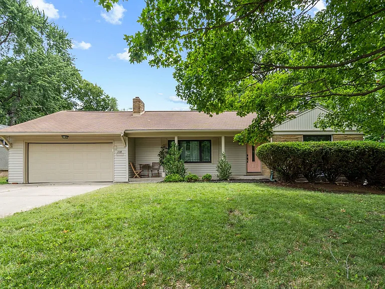 7719 Cherry St — Photo 19