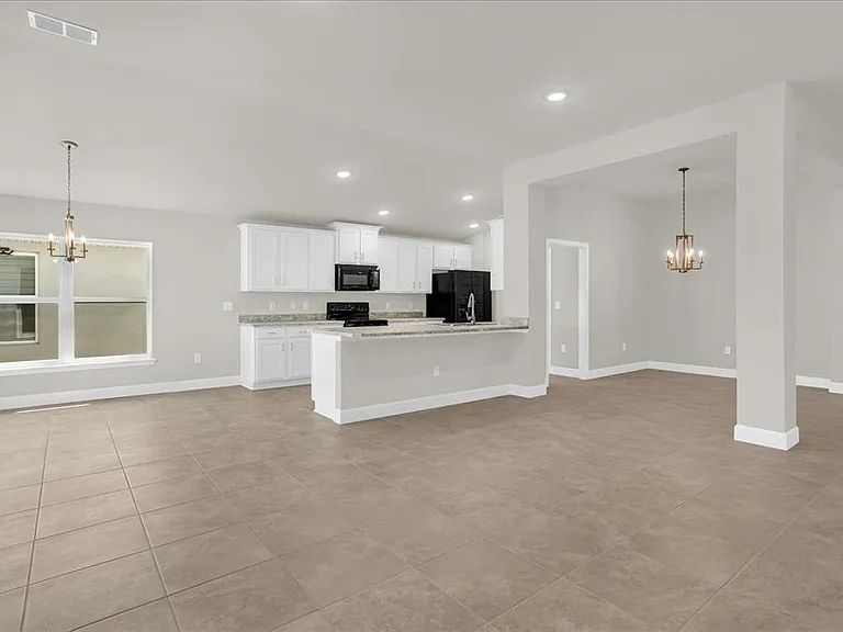 671 Tanaro Ln — Photo 7