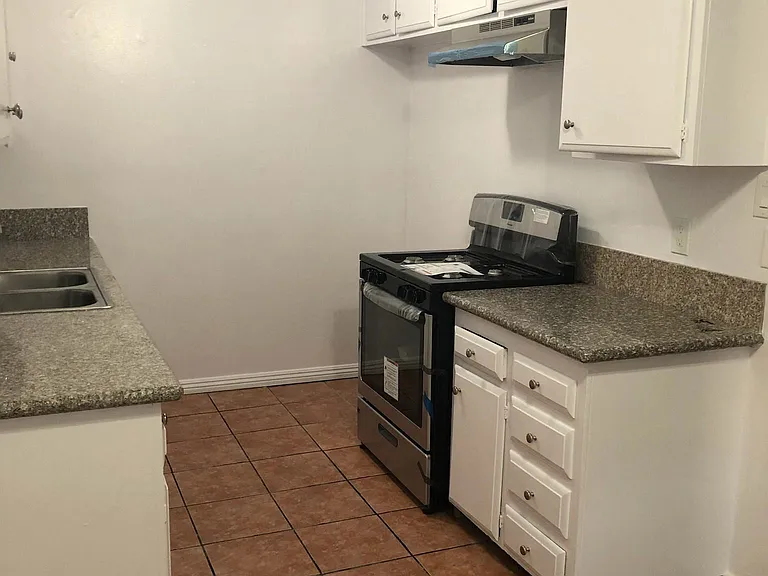 6257 Friends Ave — Photo 10