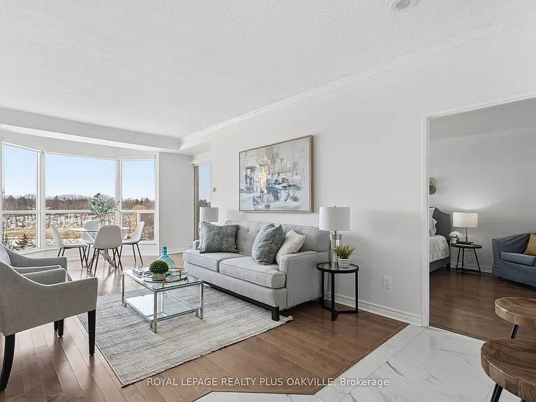 2511 Lakeshore Rd W #718 — Photo 13