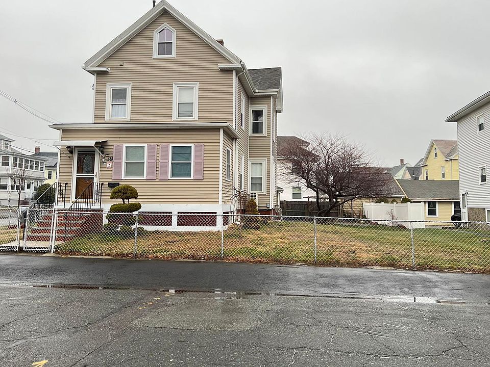 1st image of 39 Berlin St #1