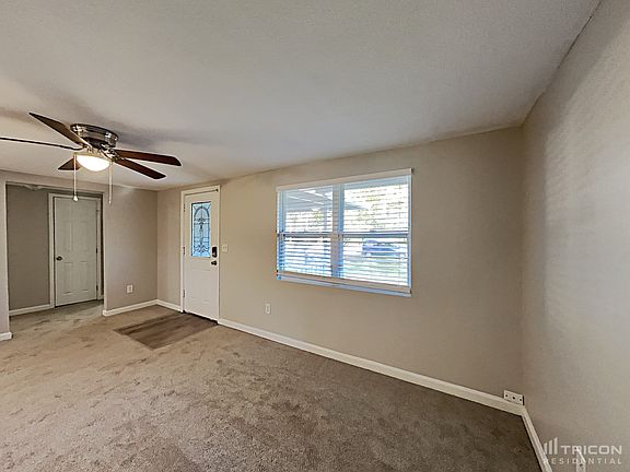 3rd image of 4970 Tan St