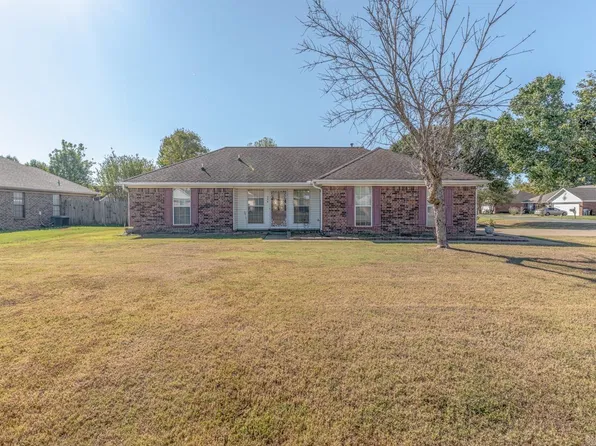 236 Amy Cir, Marion, AR 72364