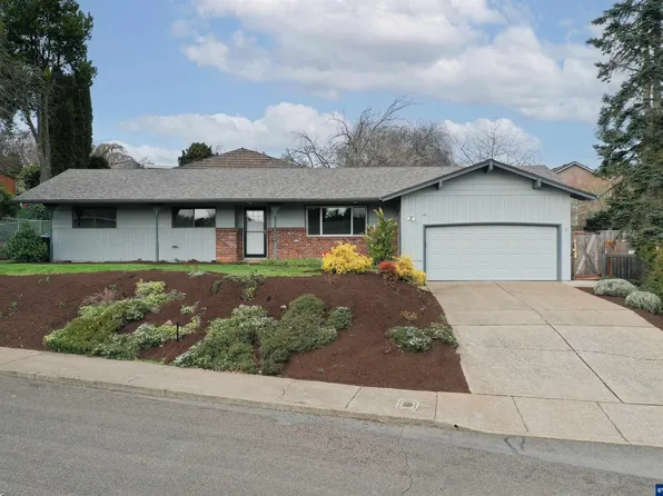 3267 Champlain Dr NW, Salem, OR 97304