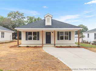 229 E Washington St, Coats, NC 27521