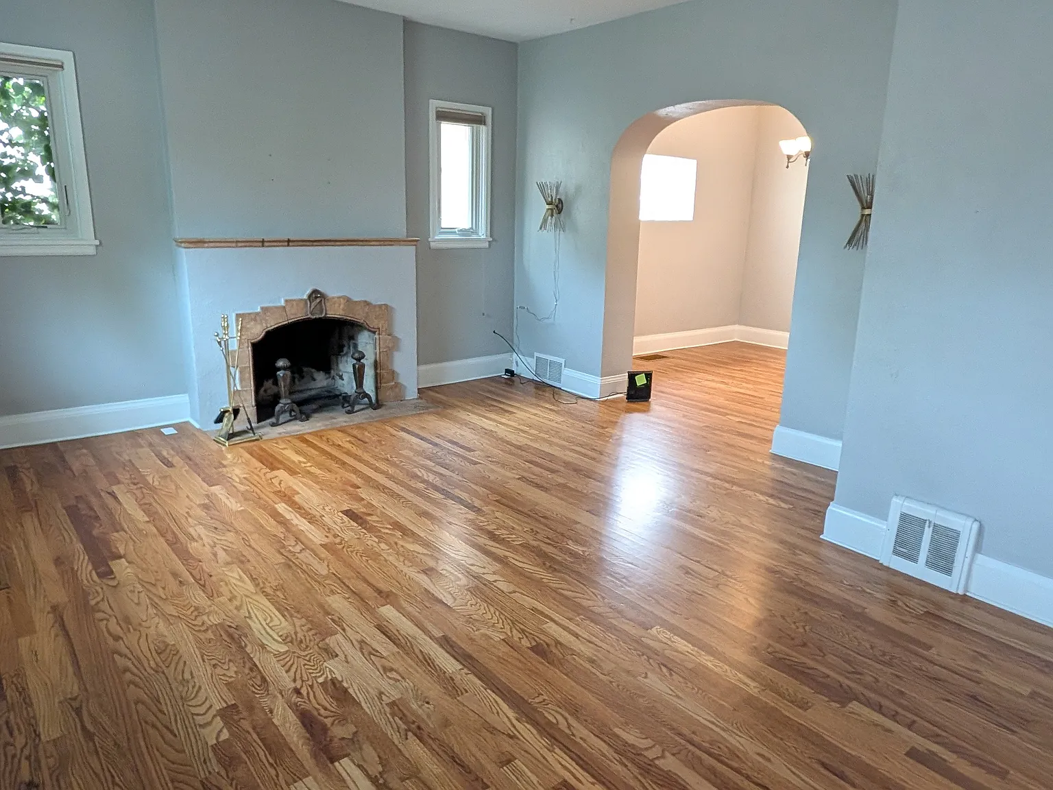 1 bed, 1100 sqft, $2,300 — Photo 3