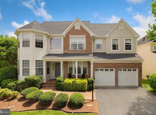 14101 Murphy Ter, Gainesville, VA 20155