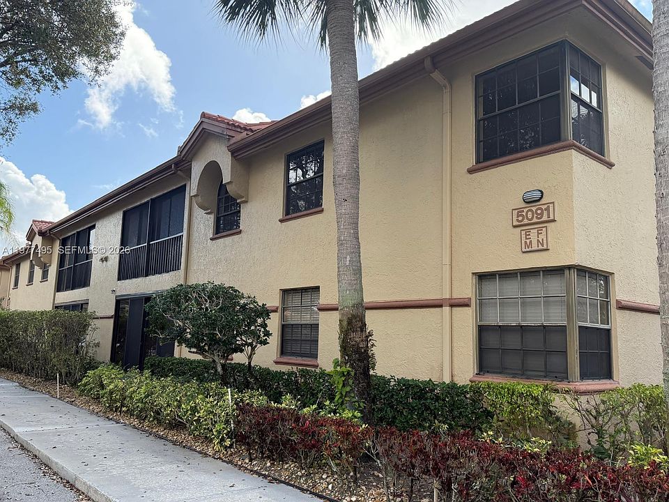 1st image of 5091 Splendido Ct APT F